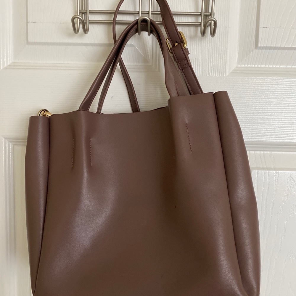 Urban Expressions Purse/Handbag.  Taupe color.